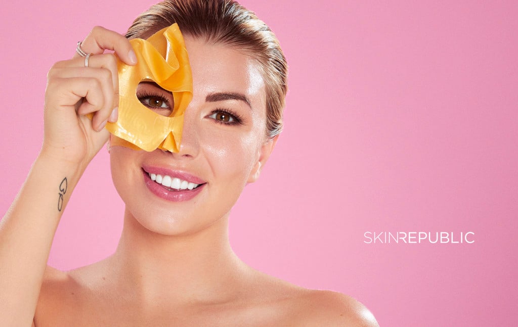 olivia-bucks-buckland-love-island-skin-republic-beauty-sheet-mask-shoot-photographer-skin2Z5A5401 f1